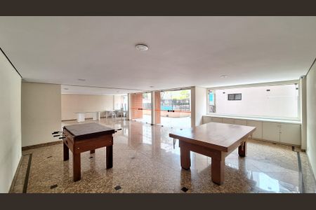 Apartamento à venda com 71m², 2 quartos e 1 vagaSalão de jogos 