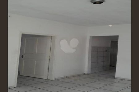 Casa à venda com 4 quartos, 200m² em Vila Guarani, São Paulo