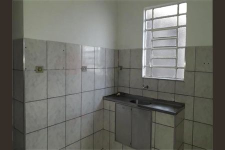 Casa à venda com 4 quartos, 200m² em Vila Guarani, São Paulo