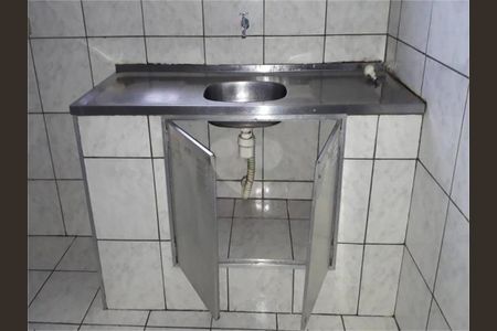 Casa à venda com 4 quartos, 200m² em Vila Guarani, São Paulo