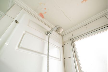 Apartamento à venda com 60m², 2 quartos e 1 vaga Apartamento à venda com 60m², 2 quartos e 1 vagaBanheiro