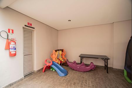 Apartamento à venda com 60m², 2 quartos e 1 vaga Apartamento à venda com 60m², 2 quartos e 1 vagaÁrea comum - Playground