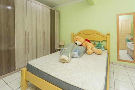 Casa à venda com 241m², 6 quartos e 3 vagasQuarto - Casa 2