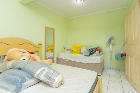 Casa à venda com 241m², 6 quartos e 3 vagasQuarto - Casa 2