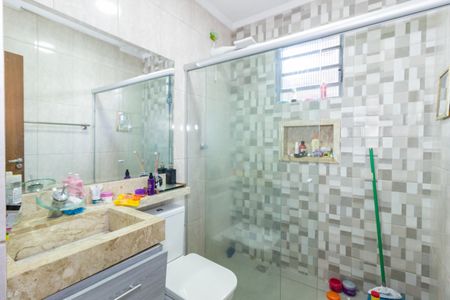 Casa à venda com 250m², 4 quartos e 1 vagaBanheiro