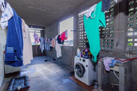 Casa à venda com 250m², 4 quartos e 1 vagaLavanderia