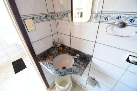 Apartamento à venda com 132m², 2 quartos e 1 vagaBanheiro de serviço