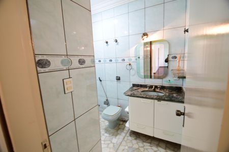 Apartamento à venda com 132m², 2 quartos e 1 vagaBanheiro