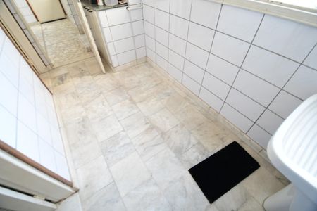 Apartamento à venda com 132m², 2 quartos e 1 vagaÁrea de Serviço