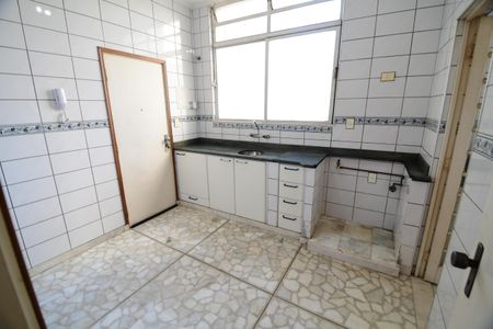 Apartamento à venda com 132m², 2 quartos e 1 vagaCozinha