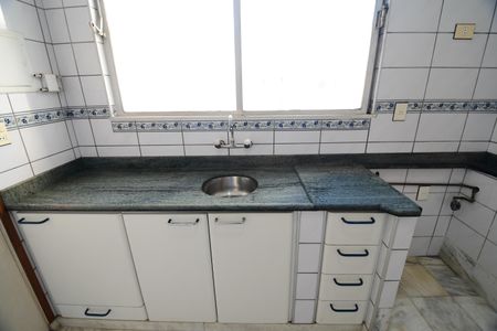 Apartamento à venda com 132m², 2 quartos e 1 vagaCozinha