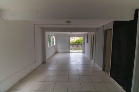 Casa de condomínio para alugar com 230m², 4 quartos e 2 vagasAnexo 