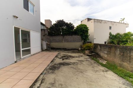 Casa de condomínio para alugar com 230m², 4 quartos e 2 vagasÁrea externa