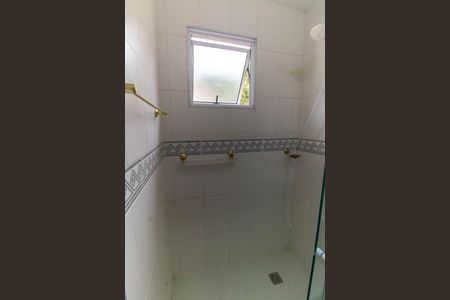 Casa de condomínio para alugar com 230m², 4 quartos e 2 vagasBanheiro da Suíte