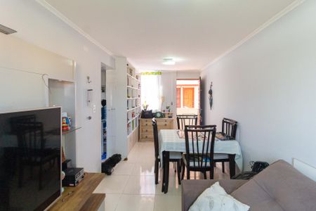 Sala de apartamento para alugar com 2 quartos, 48m² em Conjunto Habitacional Presidente Castelo Branco, Carapicuíba