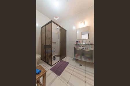 Casa à venda com 150m², 3 quartos e 2 vagasBanheiro da Suíte