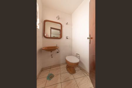 Casa à venda com 150m², 3 quartos e 2 vagasEscritorio - Banheiro