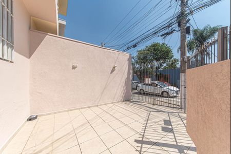 Casa à venda com 150m², 3 quartos e 2 vagasGaragem - Frente