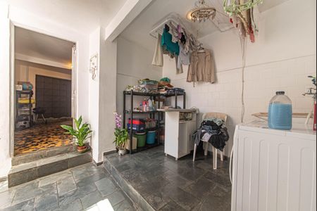 Casa à venda com 150m², 3 quartos e 2 vagasQuintal - Lavanderia
