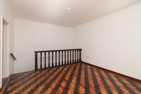 Sala de casa para alugar com 3 quartos, 298m² em Medianeira, Porto Alegre