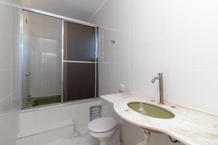 Casa para alugar com 298m², 3 quartos e 2 vagasBanheiro