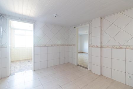 Casa para alugar com 298m², 3 quartos e 2 vagasCozinha e Área de Serviço