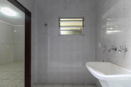Casa para alugar com 100m², 3 quartos e 2 vagas Casa para alugar com 100m², 3 quartos e 2 vagasÁrea de Serviço