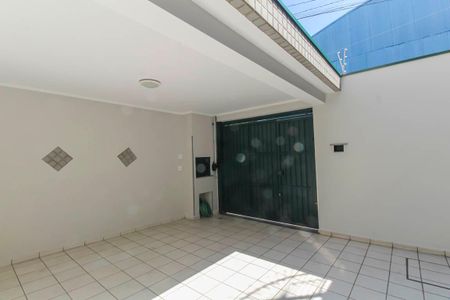 Casa para alugar com 100m², 3 quartos e 2 vagas Casa para alugar com 100m², 3 quartos e 2 vagasGaragem