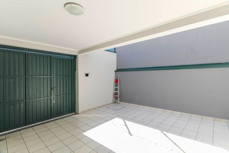 Casa para alugar com 100m², 3 quartos e 2 vagas Casa para alugar com 100m², 3 quartos e 2 vagasGaragem