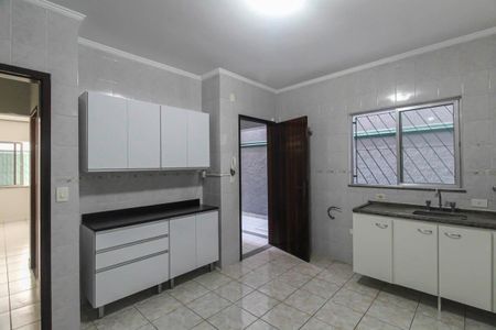 Casa para alugar com 100m², 3 quartos e 2 vagas Casa para alugar com 100m², 3 quartos e 2 vagasCozinha