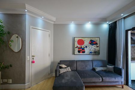 Sala de apartamento à venda com 3 quartos, 78m² em Vila Suzana, São Paulo
