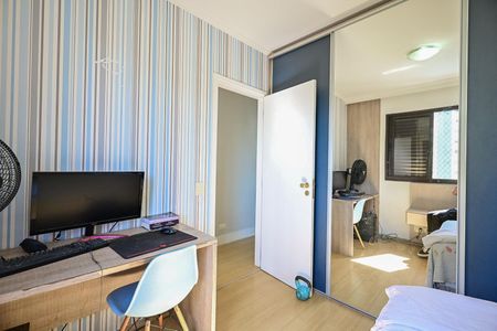 Apartamento à venda com 78m², 3 quartos e 2 vagasQuarto 2