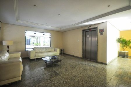 Apartamento à venda com 78m², 3 quartos e 2 vagasHall Social