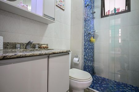 Apartamento à venda com 78m², 3 quartos e 2 vagasBanheiro