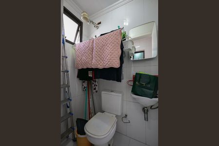 Apartamento à venda com 78m², 3 quartos e 2 vagasBanheiro de Serviço