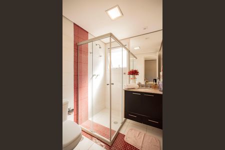 Apartamento à venda com 300m², 4 quartos e 3 vagasBanheiro da Suíte 2