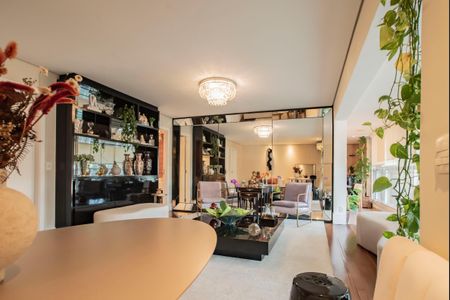 Apartamento à venda com 300m², 4 quartos e 3 vagasSala