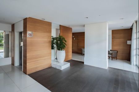 Apartamento à venda com 300m², 4 quartos e 3 vagasHall social