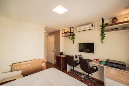 Apartamento à venda com 300m², 4 quartos e 3 vagasSuíte 1