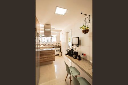 Apartamento à venda com 300m², 4 quartos e 3 vagasCozinha