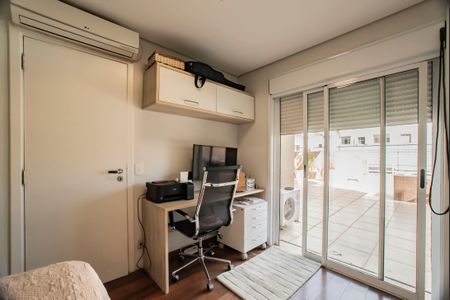 Apartamento à venda com 300m², 4 quartos e 3 vagasQuarto 2