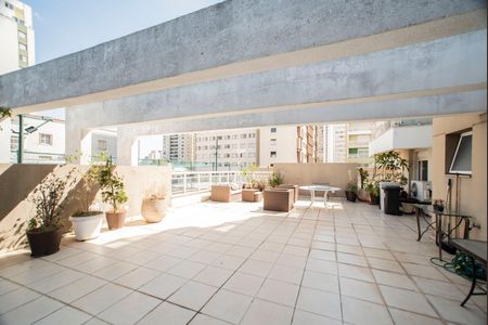 Apartamento à venda com 300m², 4 quartos e 3 vagasVaranda - Suíte 1 e Quarto 2