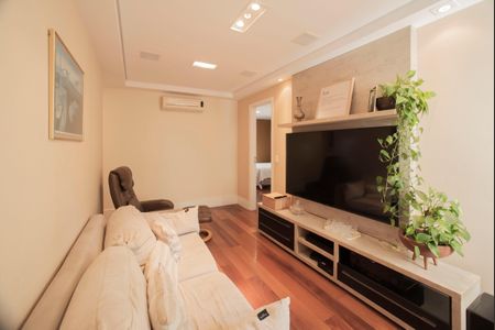 Apartamento à venda com 300m², 4 quartos e 3 vagasSala de TV
