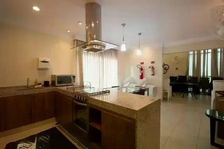 Apartamento à venda com 187m², 4 quartos e 4 vagas