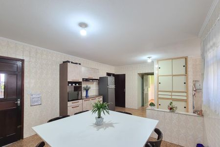 Casa à venda com 159m², 2 quartos e 3 vagasCozinha