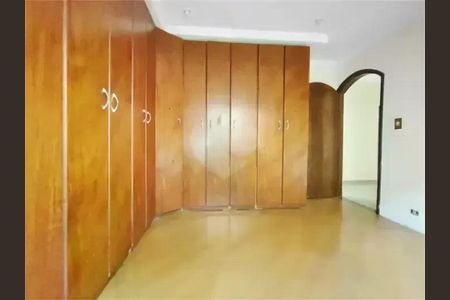 Casa à venda com 147m², 3 quartos e sem vaga