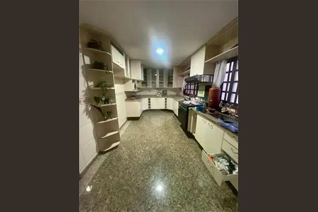 Casa à venda com 147m², 3 quartos e sem vaga