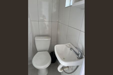 Casa para alugar com 70m², 1 quarto e sem vagaBanheiro