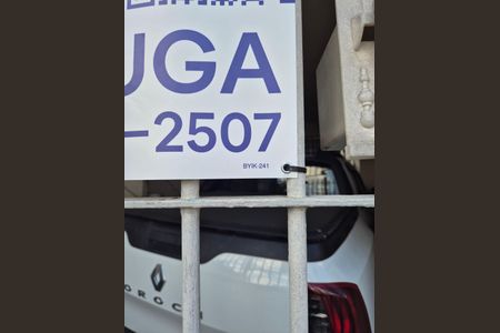 Casa para alugar com 70m², 3 quartos e sem vagaplaquinha 