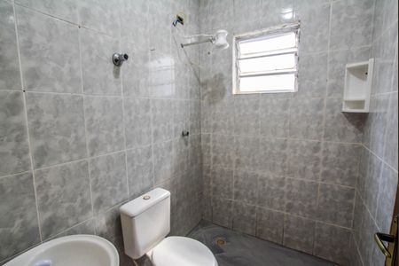 Casa para alugar com 70m², 3 quartos e sem vagaBanheiro